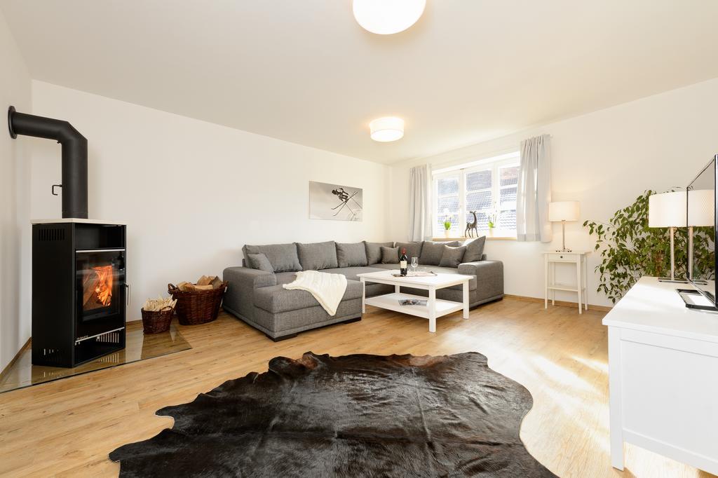 "Viktoria Apartments" - Annehmlichkeiten Von 4-Sterne Familien-Und Wellnesshotel Viktoria Koennen Mitgenutzt Werden Oberstdorf Habitación foto